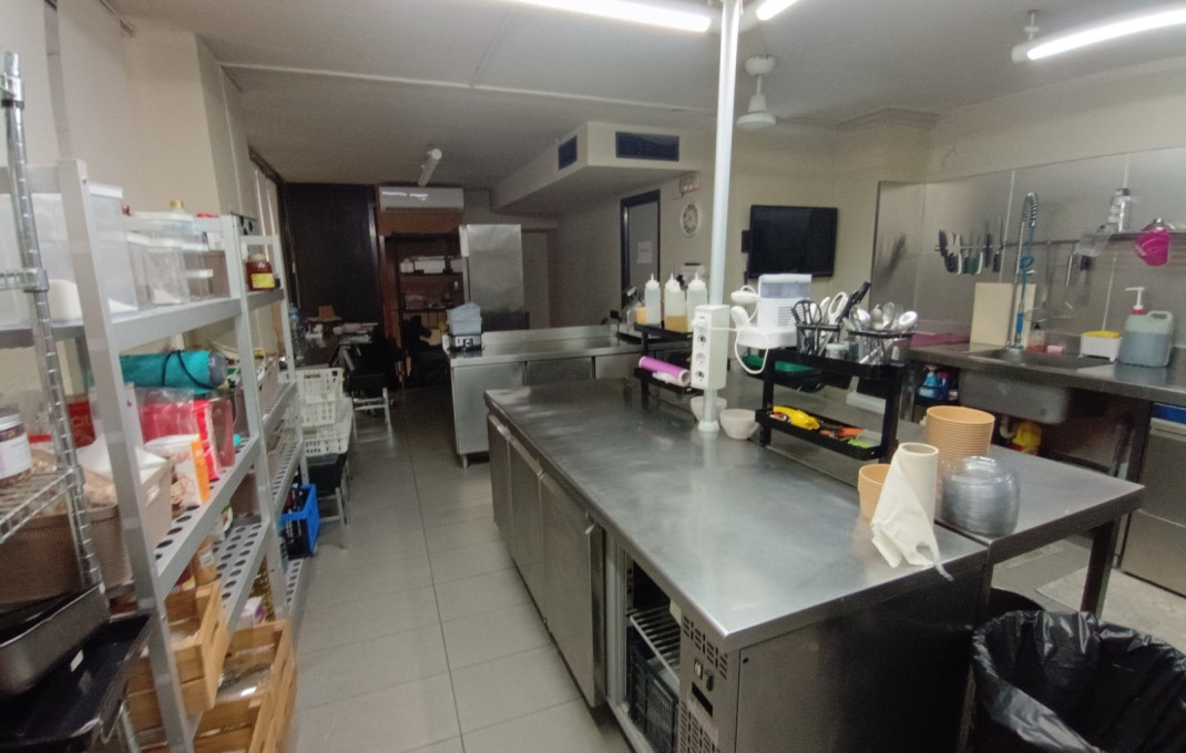 Traspaso - Take Away -
Barcelona - Sant Martí