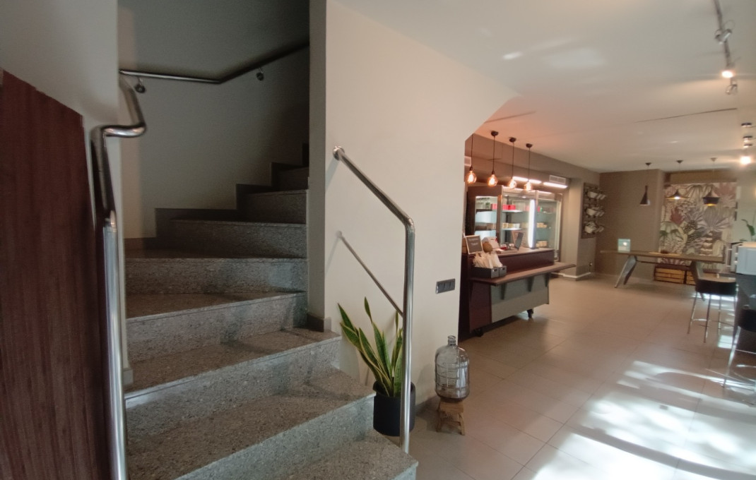 Traspaso - Take Away -
Barcelona - Sant Martí