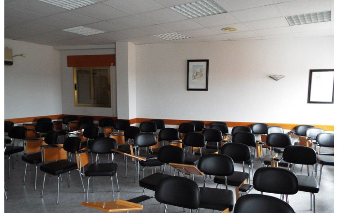 Venta - Edificio -
Toledo - Parrillas