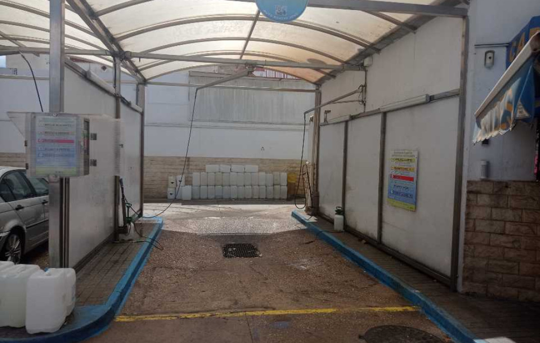 Revente - Naves y solares -
Sabadell