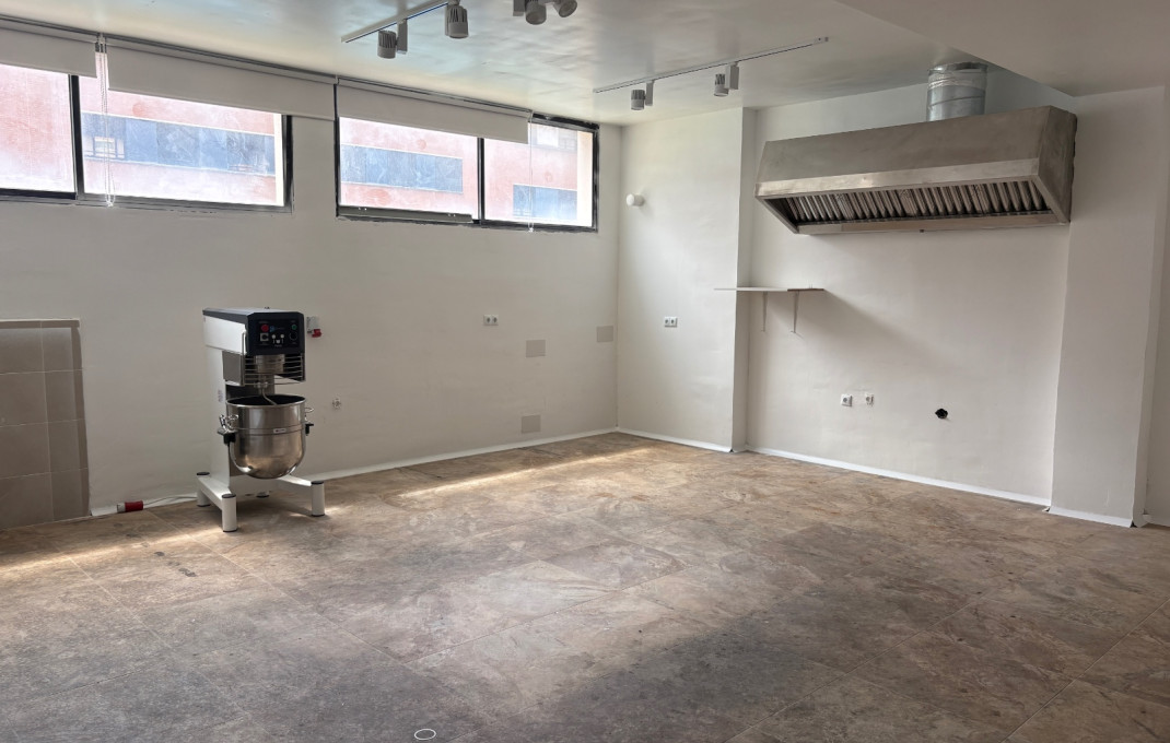 Transfert - Obradores y/o Panaderias -
Sant Feliu - Mas LLuí