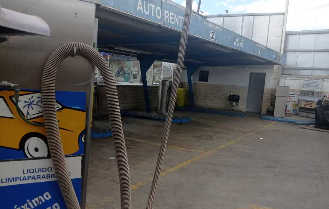 Revente - Naves y solares -
Sabadell