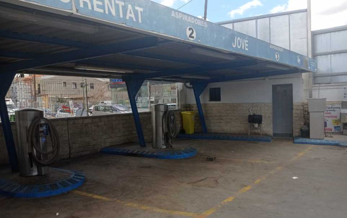 Revente - Naves y solares -
Sabadell