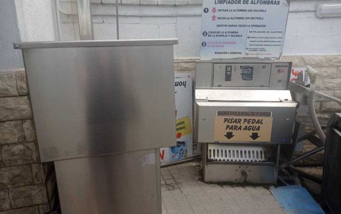 Revente - Naves y solares -
Sabadell