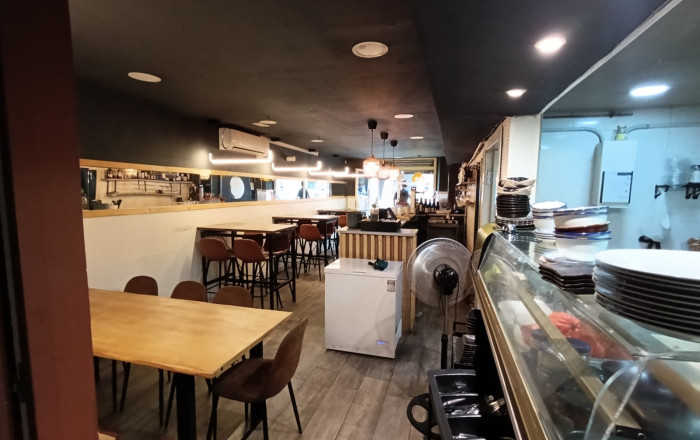 Traspaso - Bar Restaurante -
Barcelona - Sants