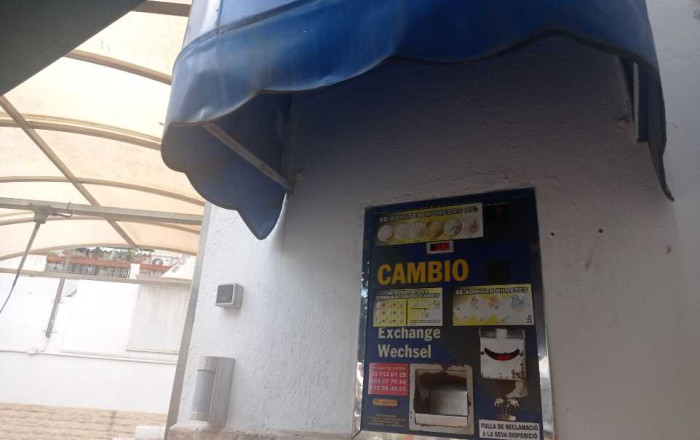 Revente - Naves y solares -
Sabadell