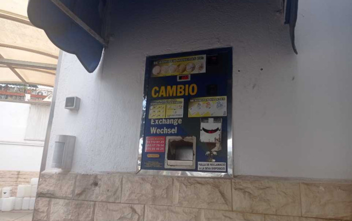 Revente - Naves y solares -
Sabadell