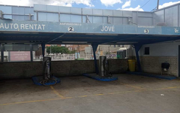 Revente - Naves y solares -
Sabadell