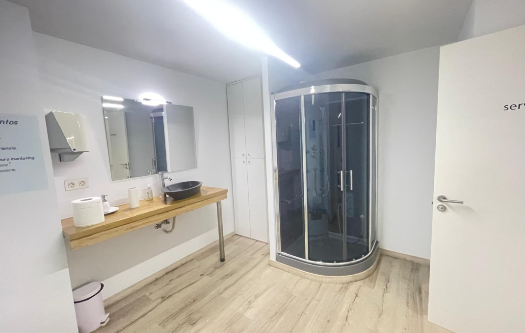 Venta - Local comercial -
Barcelona - Sarria-Sant Gervasi