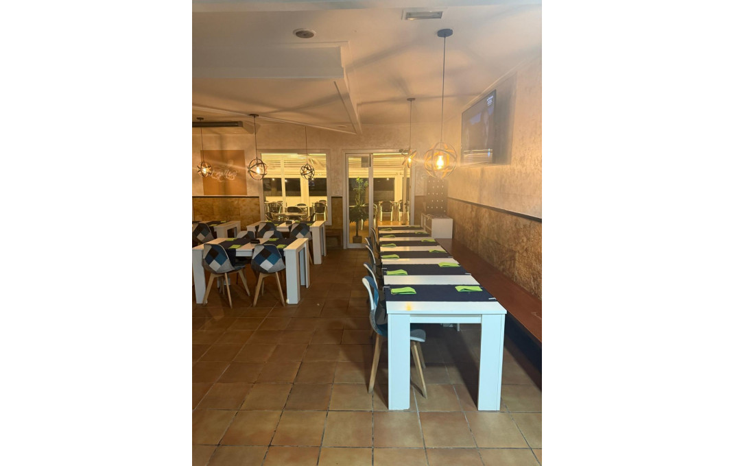 Traspaso - Restaurante -
Blanes