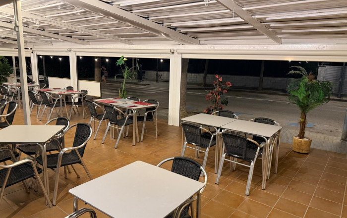 Traspaso - Restaurante -
Blanes