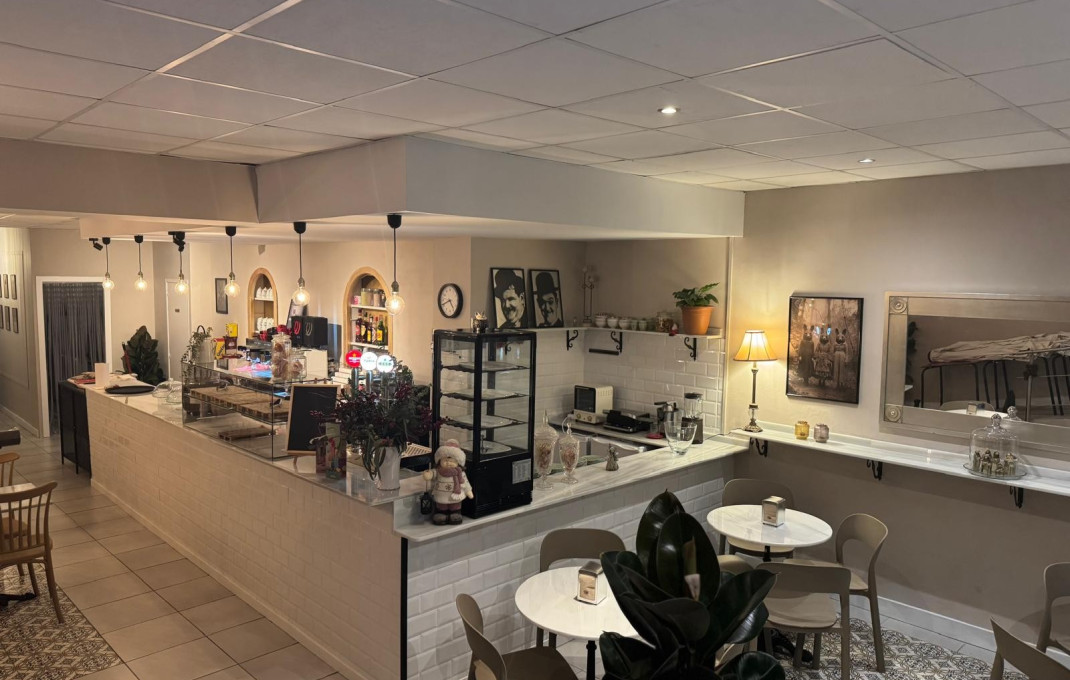 Traspaso - Licencia C2 -
Barcelona - La Nova Esquerra De L´ Eixample