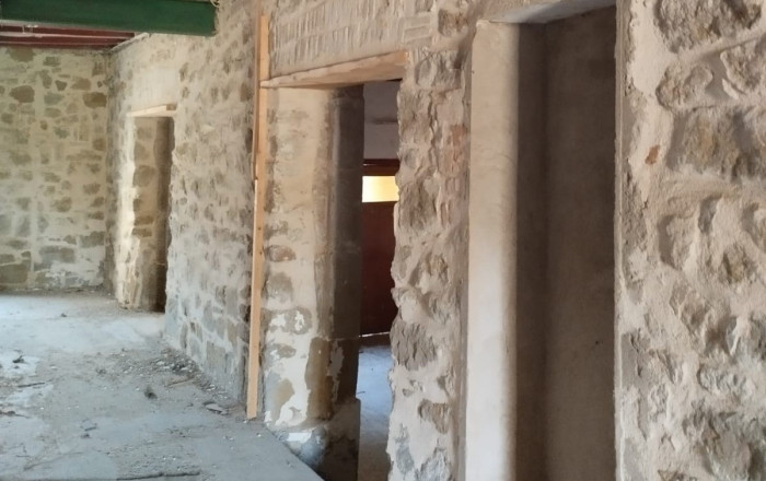 Venta - Masía -
Lleida  - Sucs