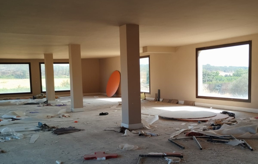 Venta - Masía -
Lleida  - Sucs