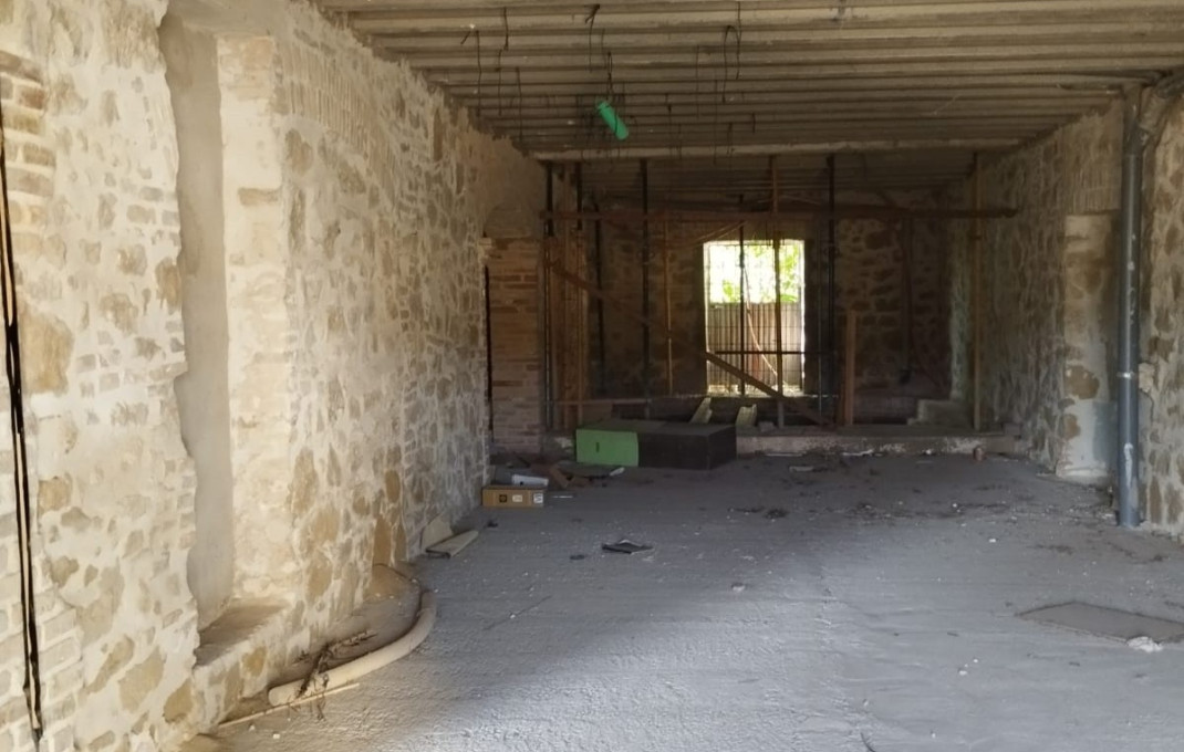 Venta - Masía -
Lleida  - Sucs