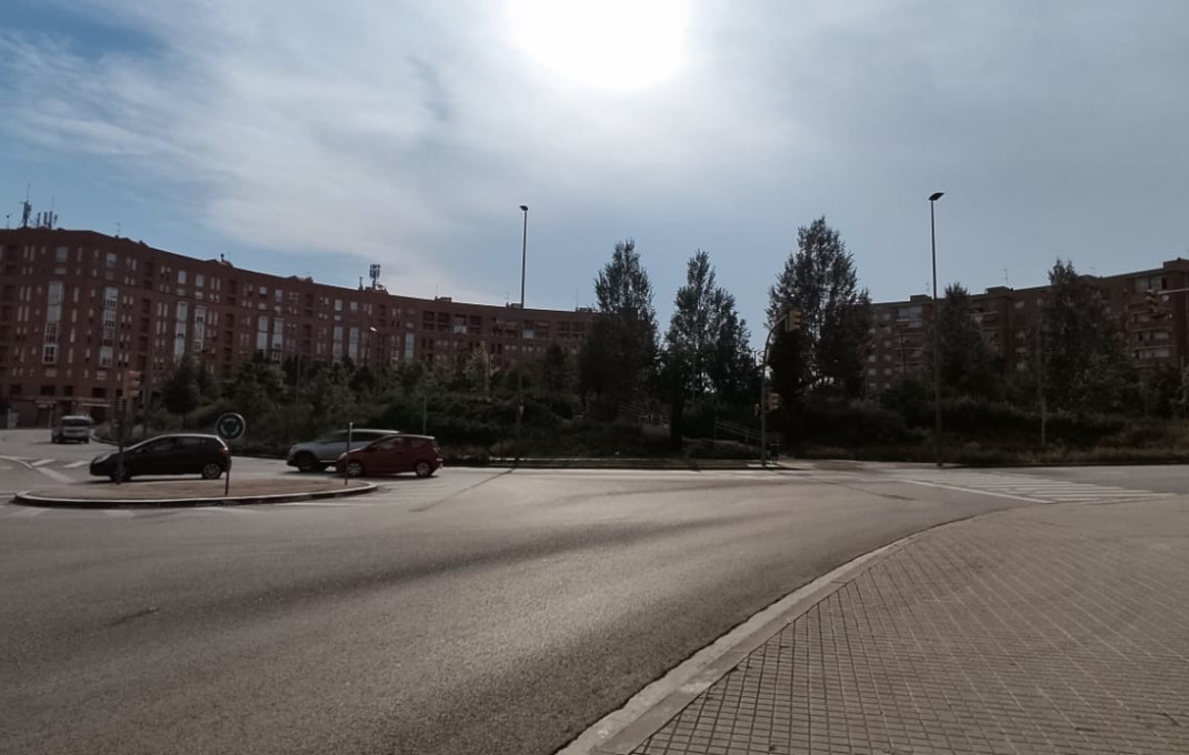 Alquiler - Local comercial -
Sabadell