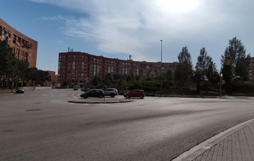 Alquiler - Local comercial -
Sabadell