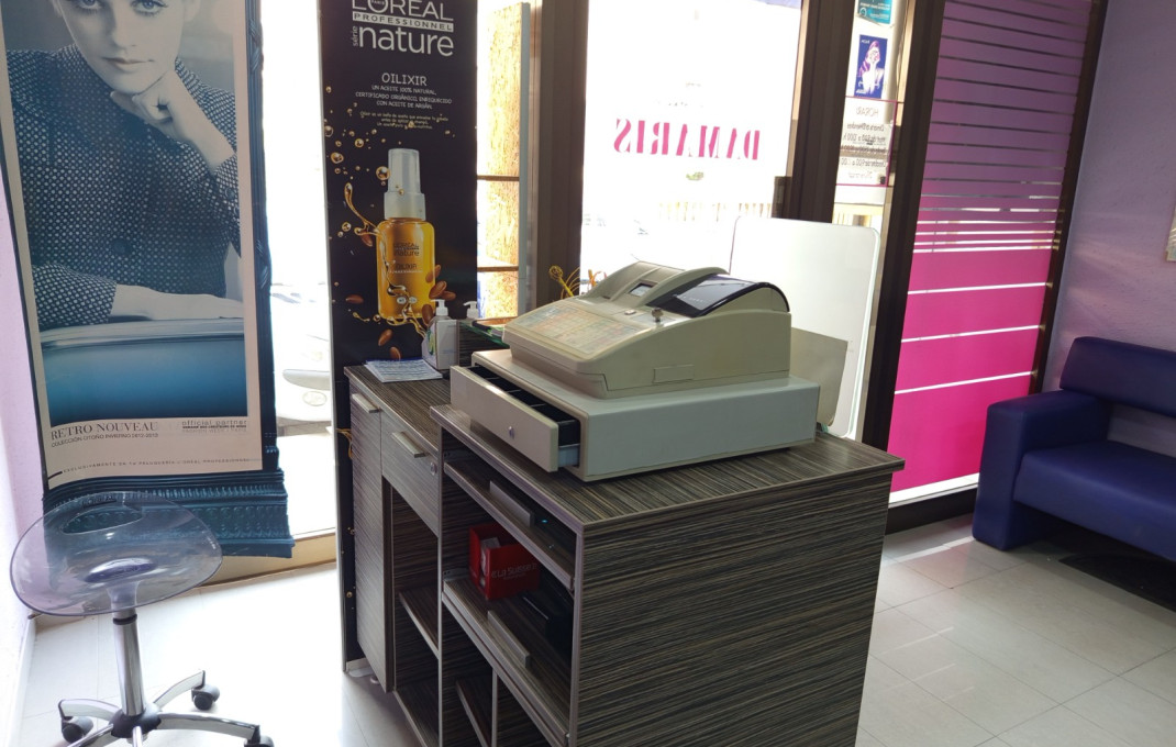 Venta - Peluquerias y Estetica -
Tarragona