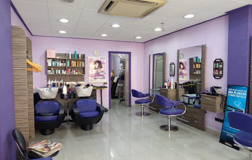 Venta - Peluquerias y Estetica -
Tarragona