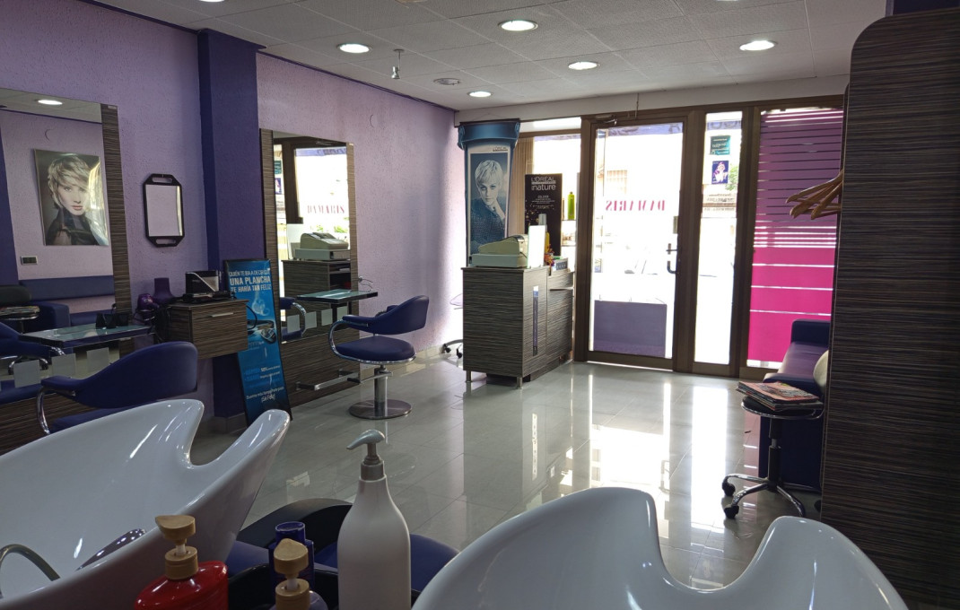 Venta - Peluquerias y Estetica -
Tarragona