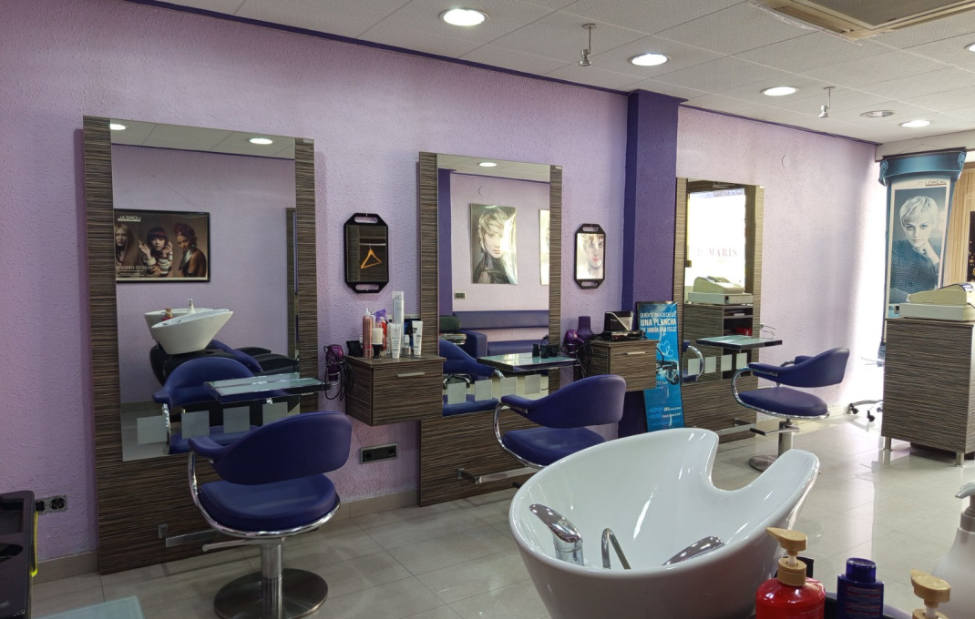Venta - Peluquerias y Estetica -
Tarragona