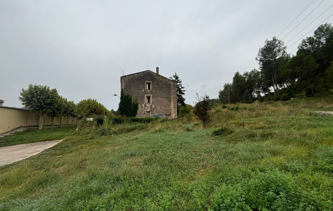 Sale - Edificio -
Balsareny