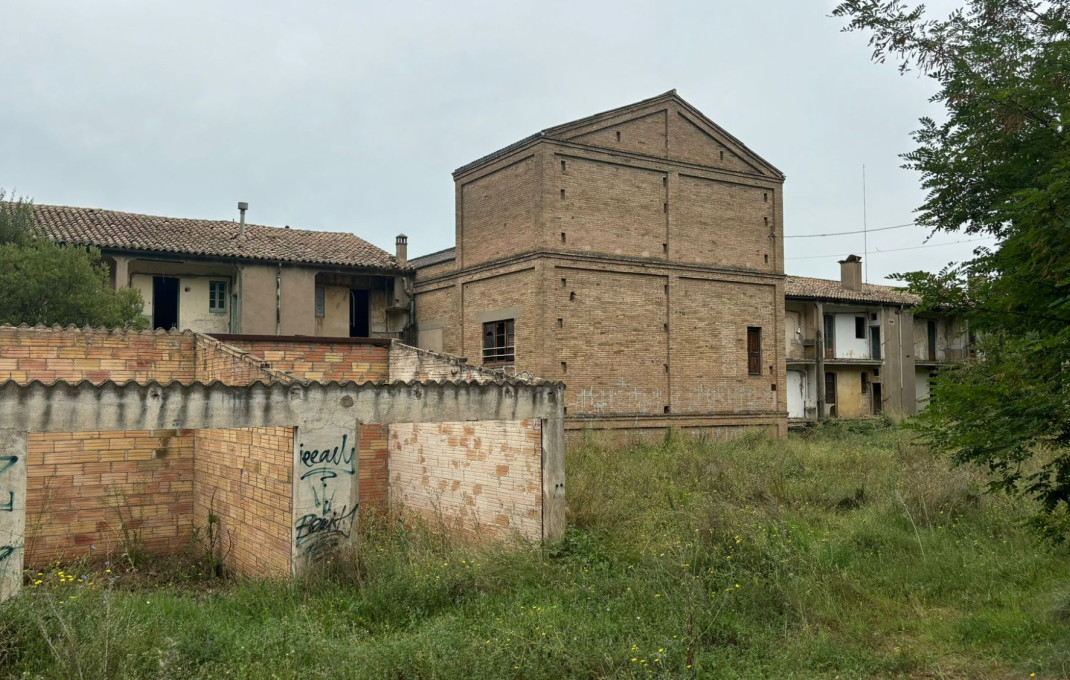 Sale - Edificio -
Balsareny