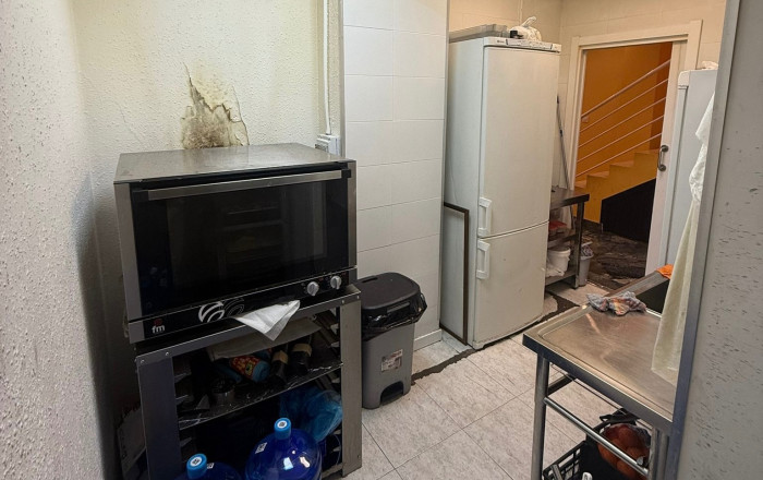 Traspaso - Obradores y/o Panaderias -
L'Hospitalet de Llobregat - Santa eulalia