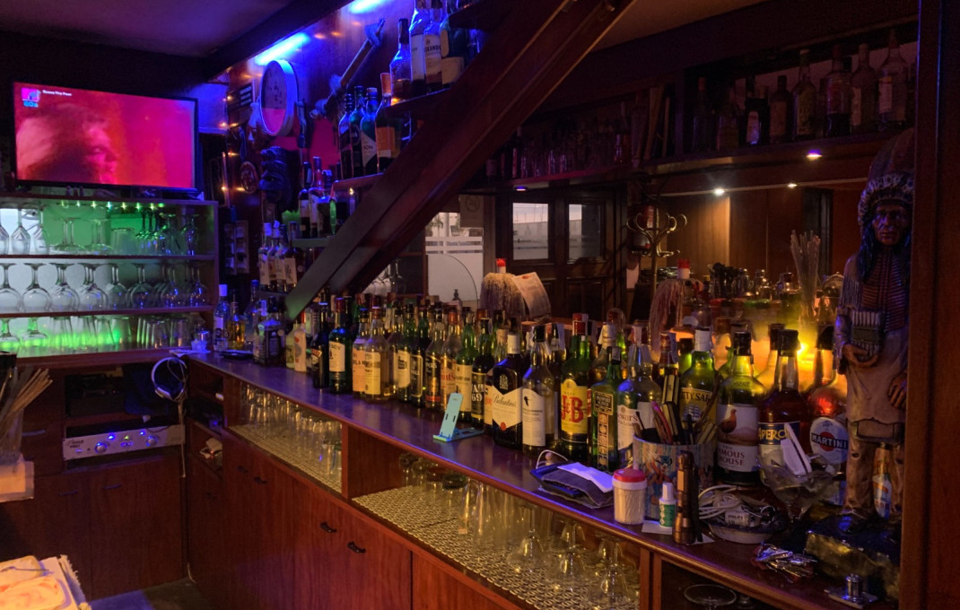 Revente - Bar Copas Musical -
Premi&agrave; de Mar