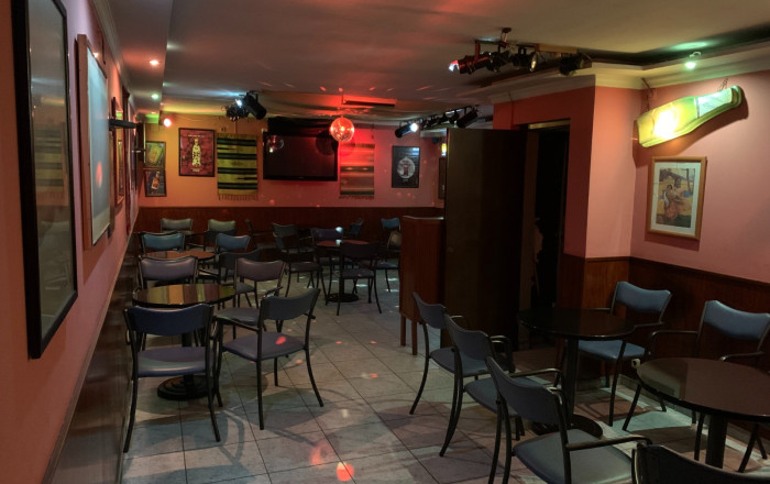 Revente - Bar Copas Musical -
Premi&agrave; de Mar