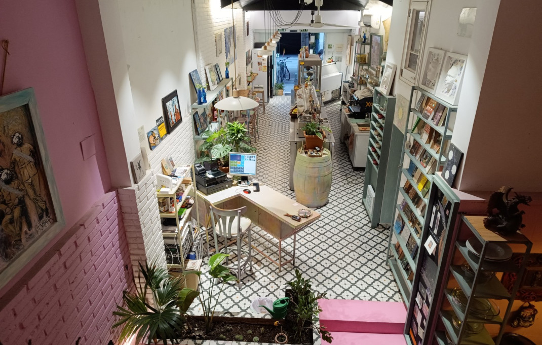 Traspaso - Take Away -
Barcelona - Ciutat Vella