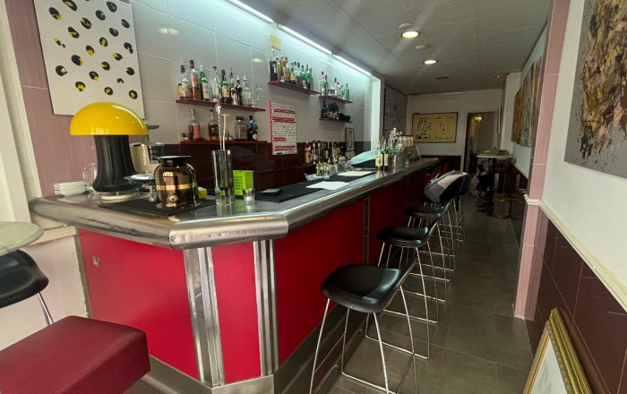 Alquiler - Licencia C2 -
Barcelona - Sants