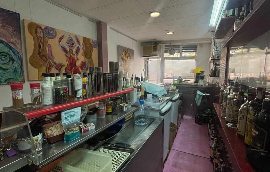 Alquiler - Licencia C2 -
Barcelona - Sants