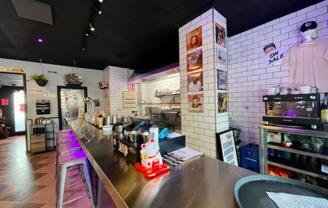 Transfert - Bar Restaurante -
Barcelona - Clot