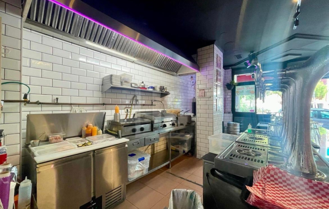 Transfert - Bar Restaurante -
Barcelona - Clot