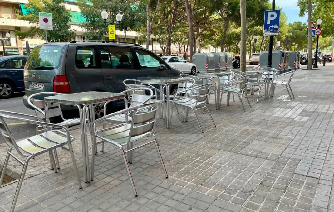 Transfert - Bar Restaurante -
Barcelona - Clot