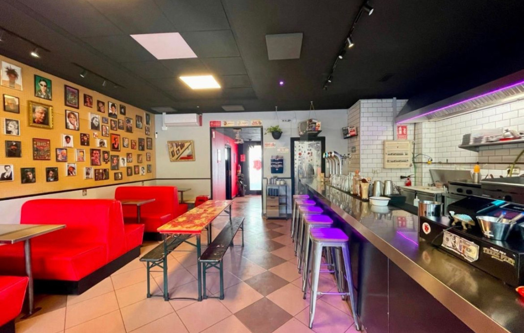 Transfert - Bar Restaurante -
Barcelona - Clot