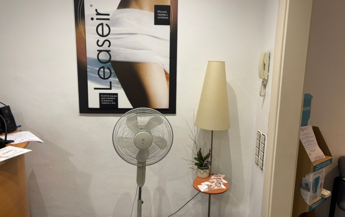 Traspaso - Peluquerias y Estetica -
Barcelona - Eixample