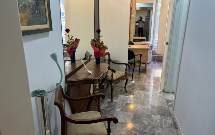 Traspaso - Peluquerias y Estetica -
Barcelona - Eixample