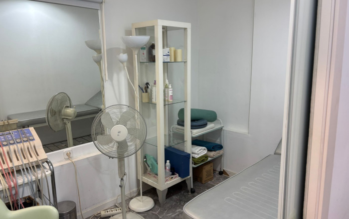 Traspaso - Peluquerias y Estetica -
Barcelona - Eixample