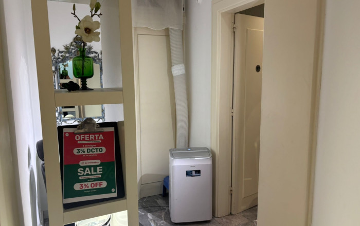 Traspaso - Peluquerias y Estetica -
Barcelona - Eixample