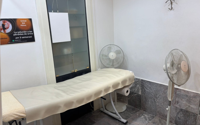 Traspaso - Peluquerias y Estetica -
Barcelona - Eixample