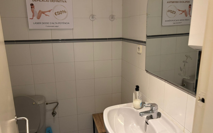 Traspaso - Peluquerias y Estetica -
Barcelona - Eixample