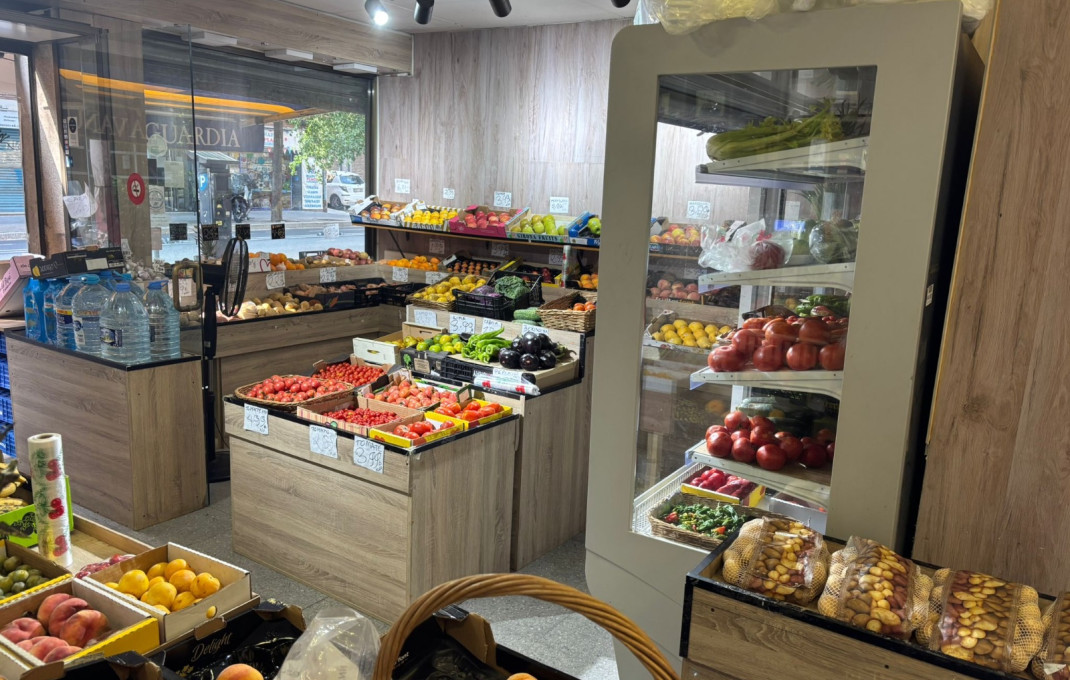 Traspaso - Frutería -
Barcelona - Gràcia