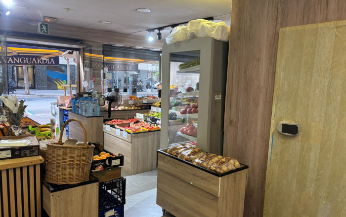 Traspaso - Frutería -
Barcelona - Gràcia