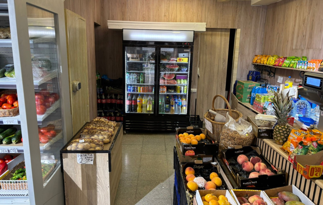 Traspaso - Frutería -
Barcelona - Gràcia