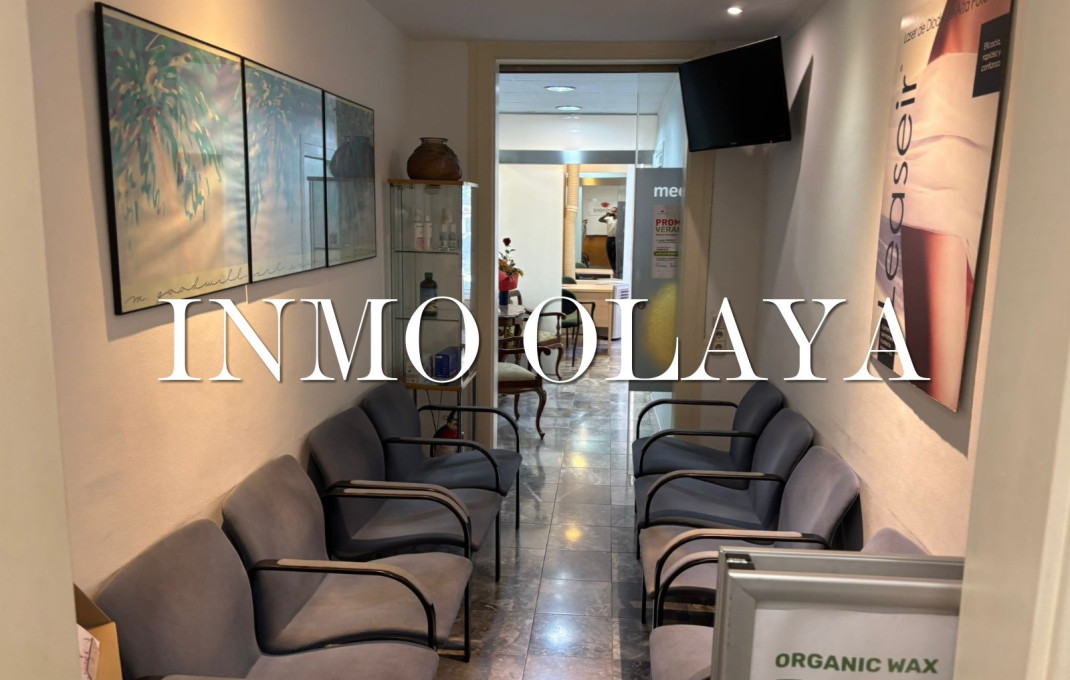 Traspaso - Peluquerias y Estetica -
Barcelona - Eixample