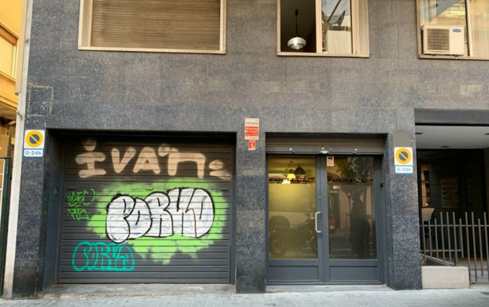 Alquiler - Local comercial -
Barcelona - Gràcia Nova
