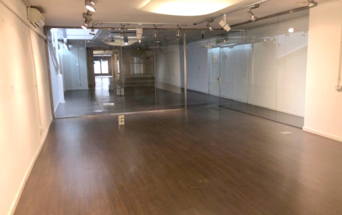 Alquiler - Local comercial -
Barcelona - Gràcia Nova