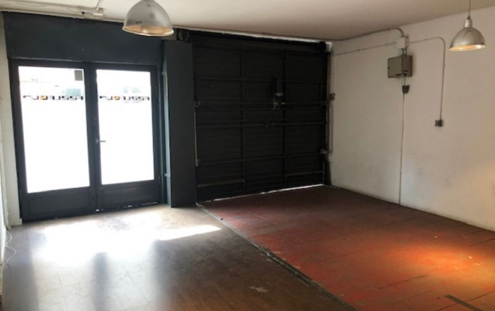 Alquiler - Local comercial -
Barcelona - Gràcia Nova